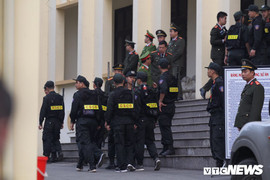 An ninh thắt chặt tại phiên xét xử phúc thẩm vụ đánh bạc nghìn tỷ đồng