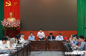 Thầy giáo bị tố dâm ô 7 nam sinh ở Hà Nội: Thông tin mới nhất