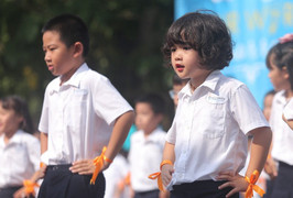 Ảnh: Ấn tượng với 'khai giảng xanh' của học sinh Hà Nội