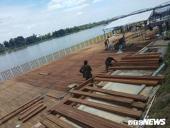 Ảnh: Cầu đi bộ hạng sang lát gỗ lim gây tranh cãi ở Huế giờ ra sao?