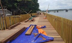 Sàn gỗ lim cầu đi bộ siêu sang ở Huế rạn nứt: Quy trình kiểm duyệt gỗ ra sao?