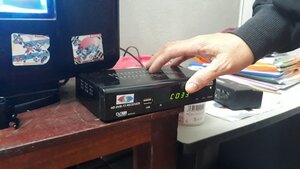 Hàng loạt người dân tố bị lừa mua đầu thu truyền hình kỹ thuật số rởm