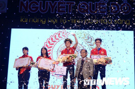 Ai đại diện cho trường Quốc học Huế dự thi Đường lên đỉnh Olympia năm 2019?