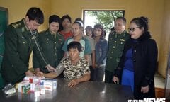Bộ đội biên phòng Thừa Thiên - Huế khám bệnh miễn phí cho dân vùng đặc biệt khó khăn của Lào