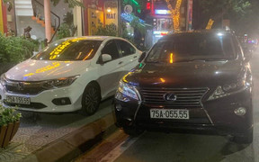 Ảnh: Cận cảnh những chiếc xe sang đeo biển số 'VIP' ở Huế