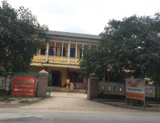 Chánh án 'mây mưa' với nữ kế toán tại trụ sở xin nghỉ phép, chờ kỷ luật