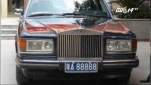 Mạnh tay chi 3 tỷ đồng 'tậu' biển số xe 88888, bị cảnh sát 'hỏi thăm' 8 lần/1 ngày