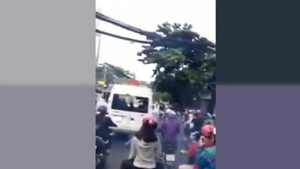 Hàng chục 'quái xế' đánh võng, hò hét làm náo loạn đám tang