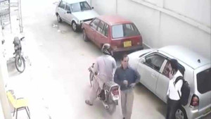 Pha cướp điện thoại nhanh gọn chưa từng thấy