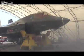 Xem pháo GAU-22 của siêu tiêm kích F-35B nã đạn