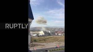 Clip xe bom liều chết lao vào đại sứ quán Trung Quốc ở Kyrgyzstan