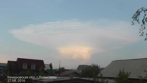 Clip đám mây hình nấm khổng lồ như tận thế bao trùm bầu trời Nga