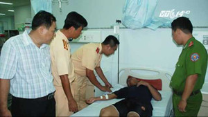 Cần Thơ: Bệnh nhân HIV cầm kéo rượt đuổi bác sĩ