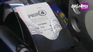 Người đàn ông nghiện xổ số nhất thế giới