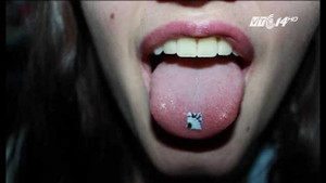 Dấu hiệu nhận biết người chơi ma túy tem giấy