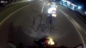 Nhóm 'quái xế' đua môtô rú rít náo loạn đường phố và cái kết đắng