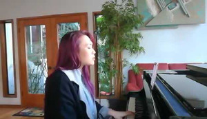 Mỹ Tâm hát 'Nỗi đau ngọt ngào' tiễn biệt Minh Thuận