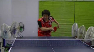 Há hốc mồm với những cú đánh 'ảo tung chảo' của cao thủ bóng bàn