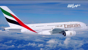 Phải ngồi cạnh người quá béo, hành khách kiện hãng hàng không