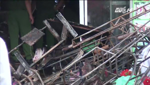 Clip: Cháy tiệm áo cưới, cha chết trong tư thế che chở con gái