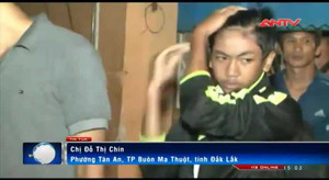 Nghẹt thở khống chế đối tượng bắt học sinh làm con tin, đòi công an cấp súng