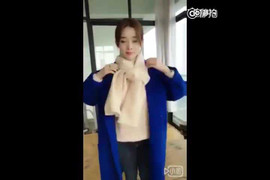 Cô gái xinh đẹp hướng dẫn 4 kiểu quàng khăn siêu ấm cho ngày lạnh