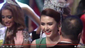 Clip: Phút đăng quang Nữ hoàng Sắc đẹp Toàn cầu 2016 của Ngọc Duyên