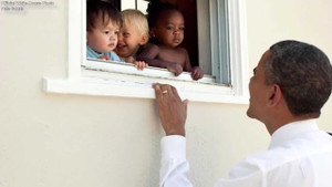 Nhìn lại những khoảnh khắc đáng nhớ của Tổng thống Obama