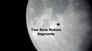 Quay được cảnh UFO màu đen bay ngang qua Siêu trăng ở Mỹ