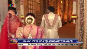 Đám cưới mời 50.000 người, thiệp cưới dát vàng của con gái nghị sĩ Ấn Độ khiến dư luận dậy sóng