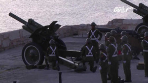 Video: Cuba bắn 21 phát đại bác lúc hoàng hôn tiễn biệt lãnh tụ Fidel Castro