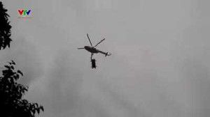 Clip trực thăng cẩu ôtô bay vù vù trên bầu trời Vũng Tàu