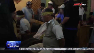 32 con bạc bị dán băng keo kín mắt trong casino nghìn tỷ