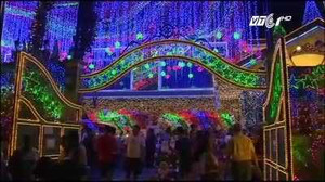 Không khí chuẩn bị đón Giáng sinh tưng bừng trên khắp thế giới