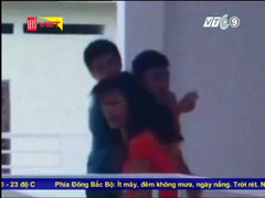 Clip: Giải cứu nam sinh viên bị khống chế làm con tin ở Nha Trang