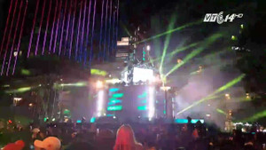 Video: Không khí đón năm mới tại Việt Nam