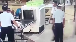 Phi công say rượu lên máy bay, hai lãnh đạo hãng bay từ chức