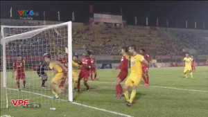 FLC Thanh Hóa giữ mạch bất bại, tiếp tục đứng đầu V-League