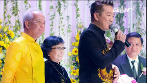 Đàm Vĩnh Hưng lần đầu xuất hiện cùng mẹ sau lùm xùm nợ nần