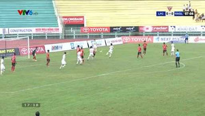 Gặp HAGL, Long An may mắn thoát 11m