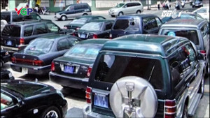 Xe công hết niên hạn thanh lý như bán sắt vụn