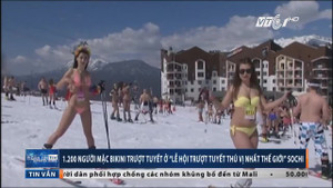 1.200 người mặc bikini gợi cảm dự lễ hội trượt tuyết thú vị nhất thế giới