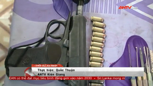 Tên cướp liều lĩnh nổ súng bắn công an khi đang cướp tiệm vàng