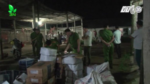 Hà Tĩnh: Phát hiện gần 1,2 tấn thực phẩm hết hạn sử dụng, bốc mùi hôi thối trong kho hợp tác xã