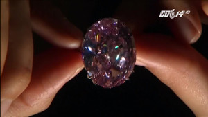 Kim cương hồng quý hiếm giá siêu đắt được giới siêu giàu săn lùng