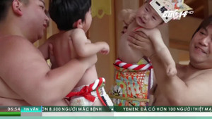 Chuyện lạ ở Nhật Bản: Con khóc càng to, bố mẹ càng vui