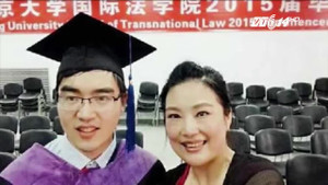 Bà mẹ Trung Quốc tiết lộ bí quyết nuôi con bại não đỗ Đại học Harvard