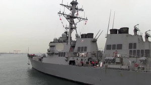Video: Cận cảnh tàu khu trục USS Fitzgerald tối tân của Hải quân Mỹ