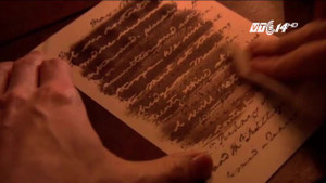 Ly kỳ chuyện viết mật thư trong tù bằng...tinh dịch