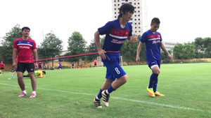 Video: Tuấn Anh khoe dáng chạy 'chuẩn không cần chỉnh' trong bài tập mướt mồ hôi